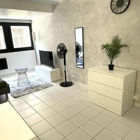 Appartement Moderne A *